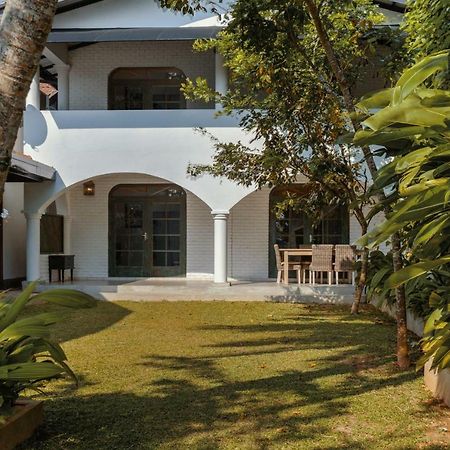 Villa Republic, Bentota Алутгама Экстерьер фото